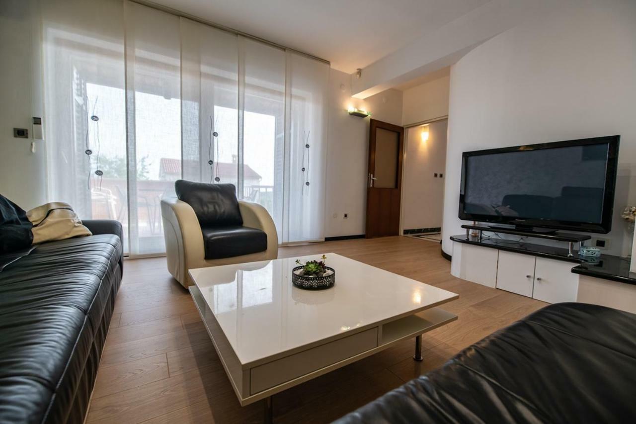 Cave Romane With Private Pool And Sea View *