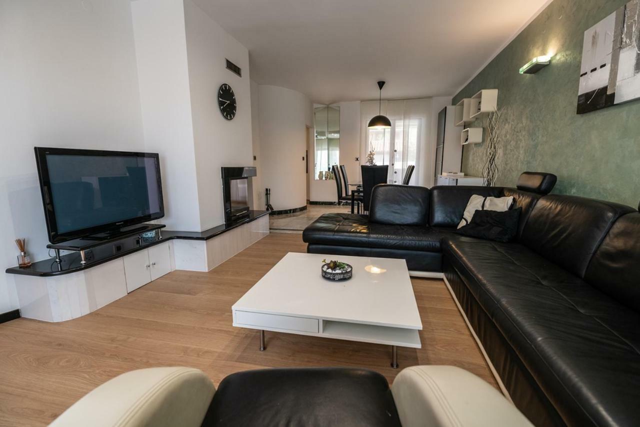 Cave Romane With Private Pool And Sea View Apartment Vinkuran