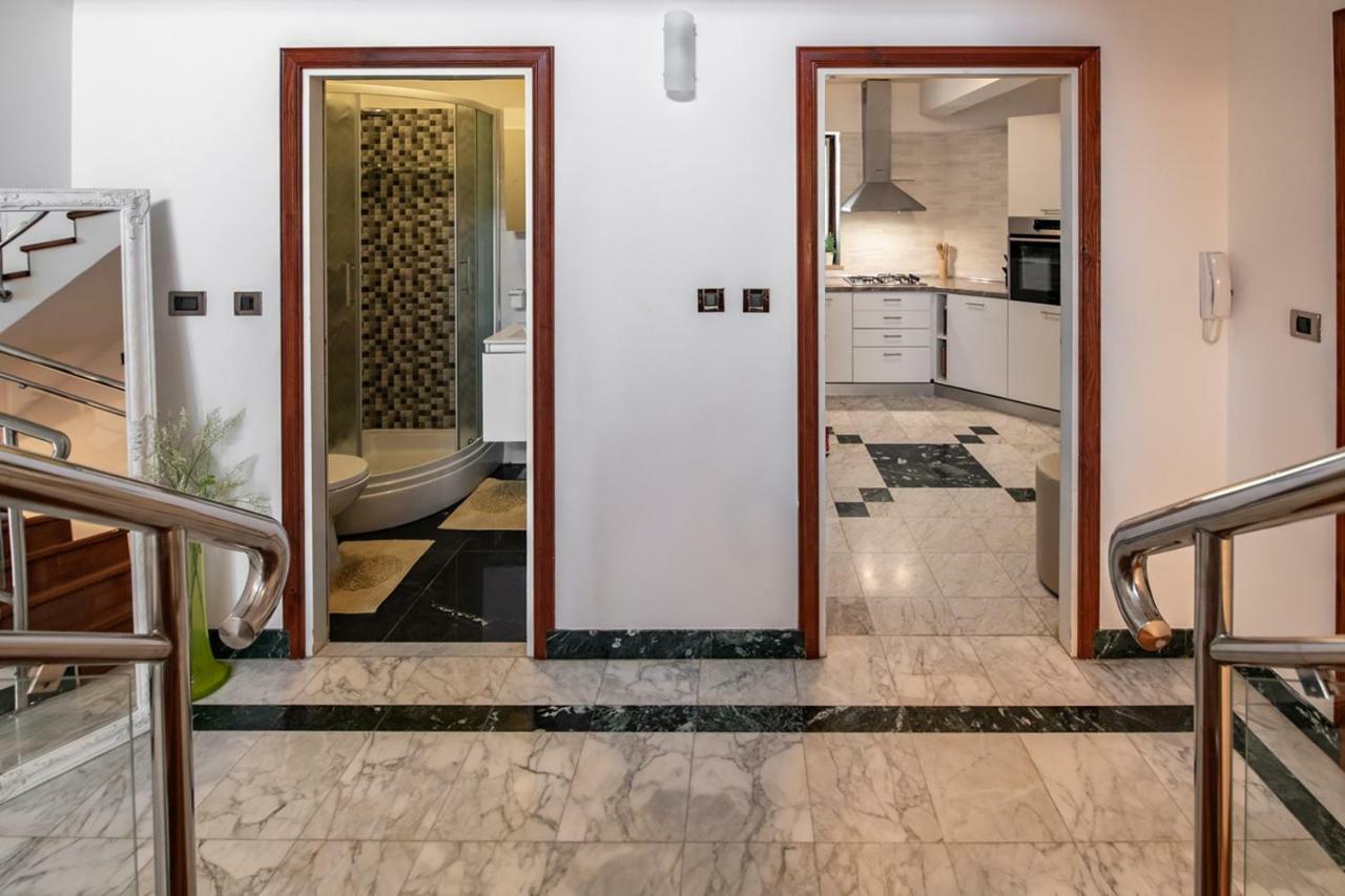 Cave Romane With Private Pool And Sea View Vinkuran