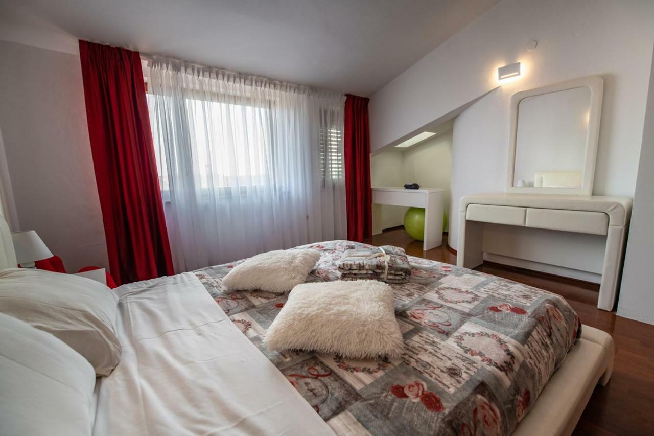 Cave Romane With Private Pool And Sea View Vinkuran