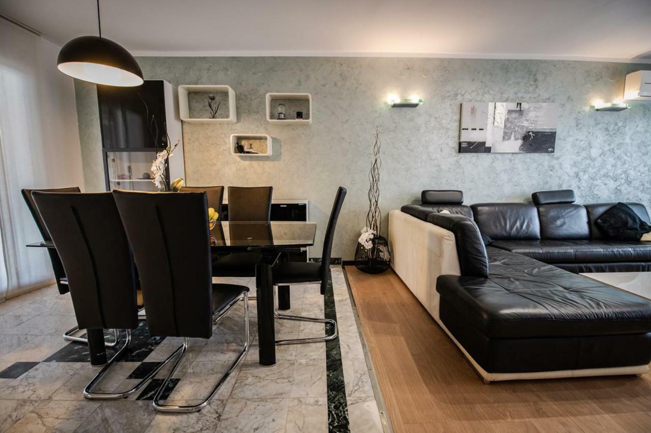 Cave Romane With Private Pool And Sea View Apartment Vinkuran