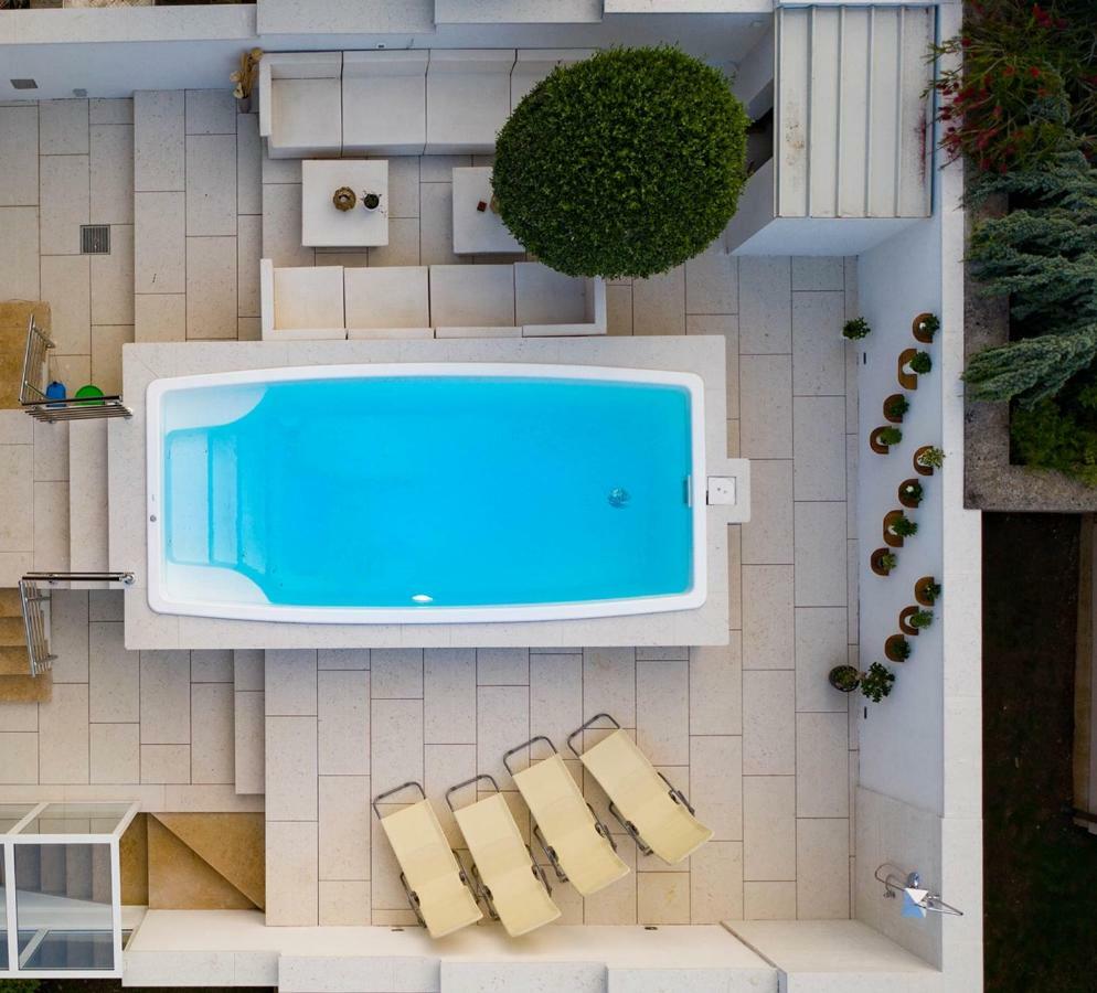 Apartment Cave Romane With Private Pool And Sea View