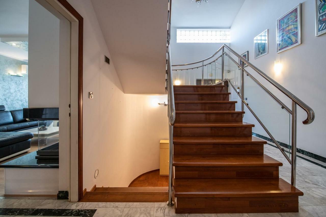 Cave Romane With Private Pool And Sea View Apartment Vinkuran